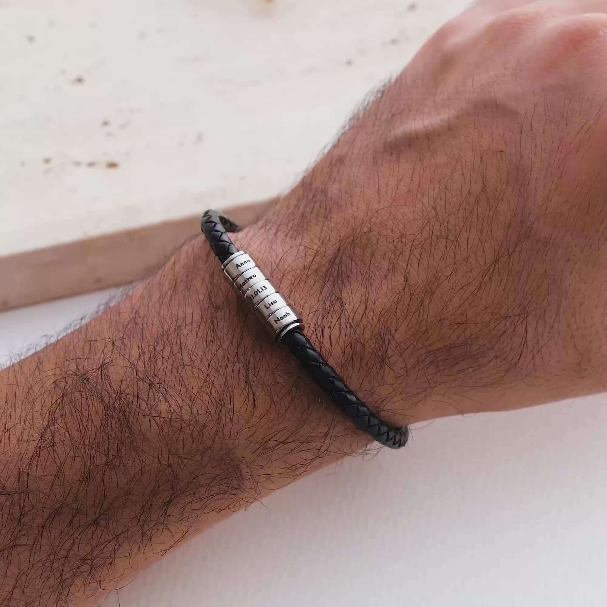 Leder Ringarmband mit bis zu 5 Gravuren
